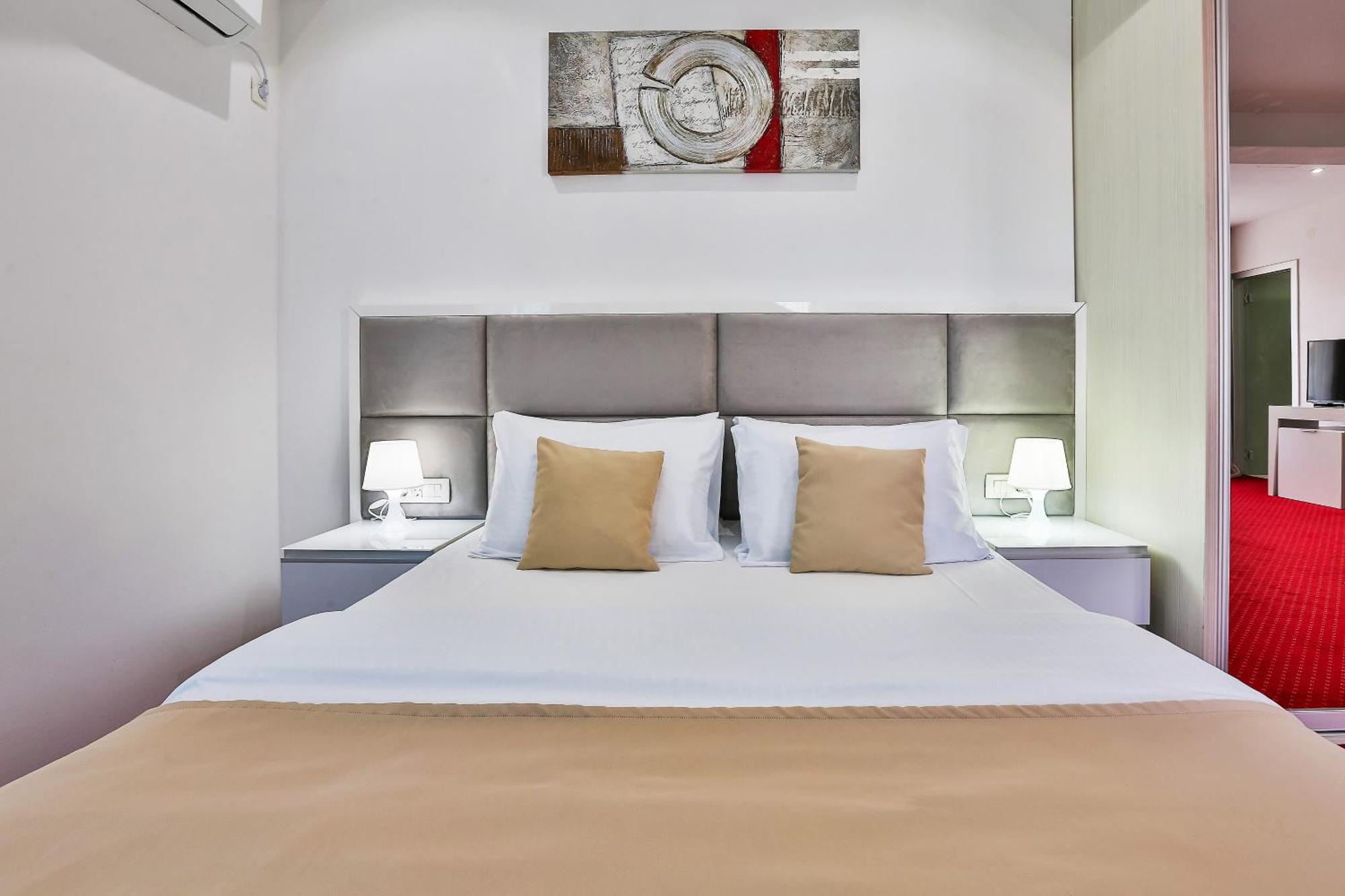 Hotel La Mer Budva Bagian luar foto