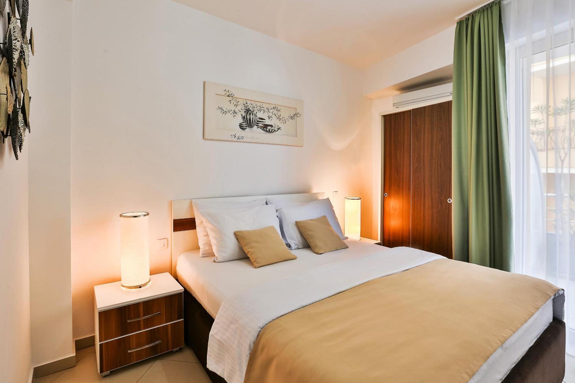 Hotel La Mer Budva Bagian luar foto